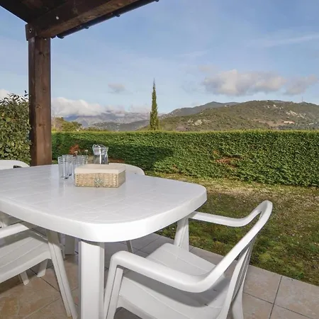 Awesome In W/ 3 Bedrooms Ferienhaus